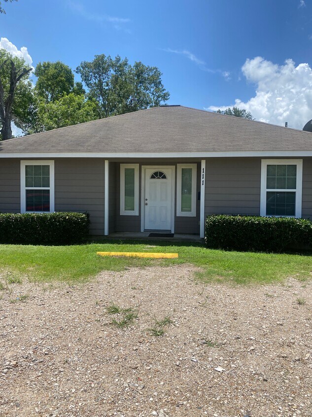 Foto principal - 111 Echols St