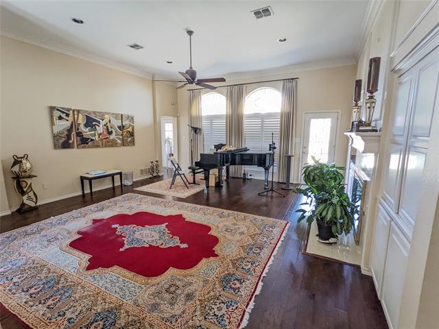 Building Photo - 6015 Mapleshade Ln
