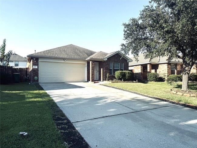 Building Photo - 2707 Trementina Dr