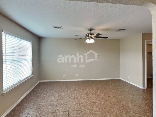 Foto del edificio - 11766 Wayward Daisy