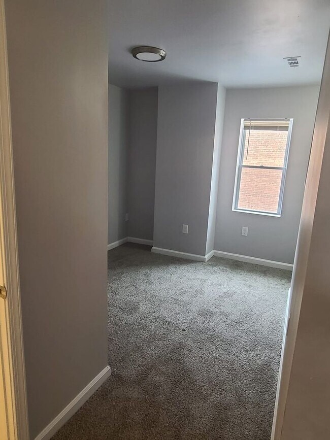 Foto del edificio - 2 Beds 3 Baths | $1650 | 538 McMechen St B...