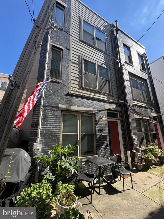 Foto principal - 901 S Schell St