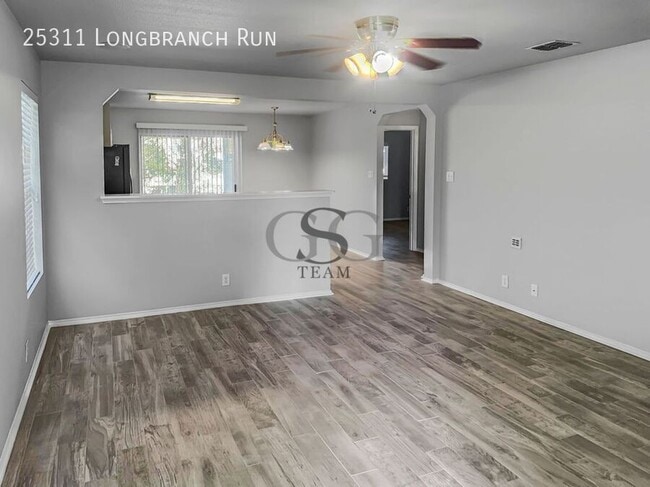 Building Photo - 25311 Longbranch Run