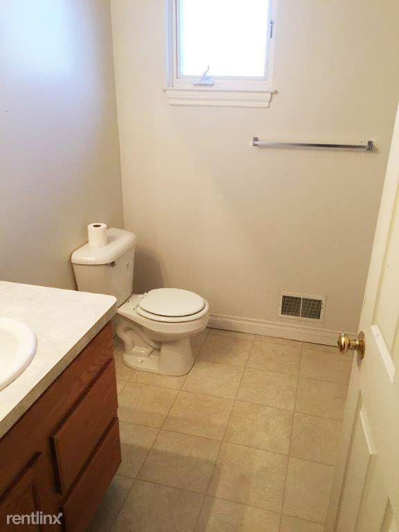 Building Photo - 28254 Deplanche Ln