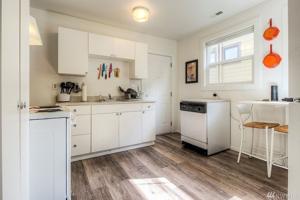 Foto principal - Columbia City Triplex