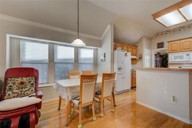 Foto del edificio - 12908 Conifer Ln