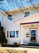Building Photo - 1610 2nd St SE