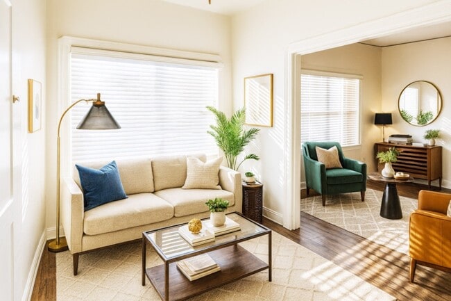 Foto del edificio - Park Regent Apartments