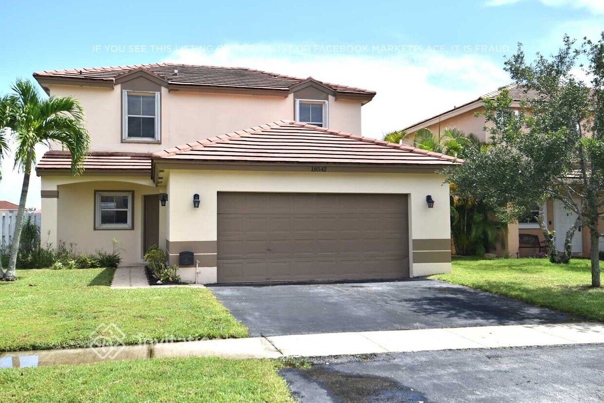 Foto principal - 18542 NW 22nd St
