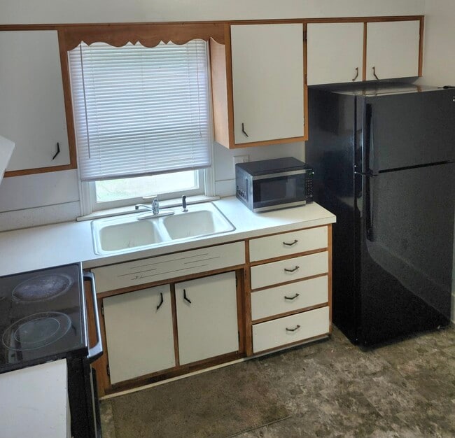 Foto del edificio - 324 N Jefferson St