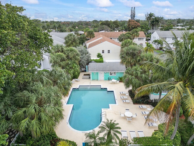 Foto del edificio - 2747 NE 15th St