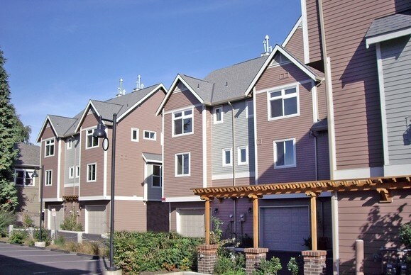 Foto principal - King's Crossing Townhomes