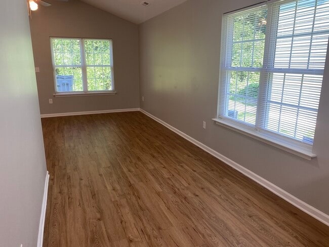 Building Photo - 1463 Hidden Stream Ct