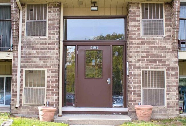 Foto del edificio - 38255 Fairway Ct