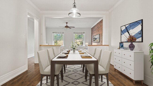 Photo - Darling 2 bedroom, 1 bath Capital Hill Condo