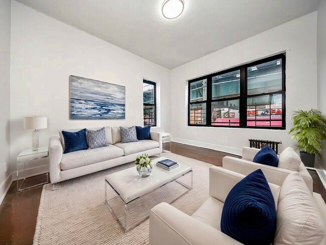 Foto del edificio - 8703 90th St