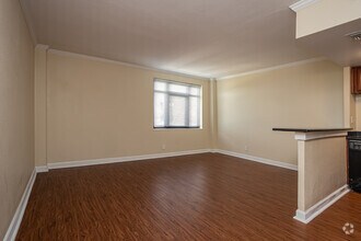 Studio, 1BR - 400SF - The Georgian