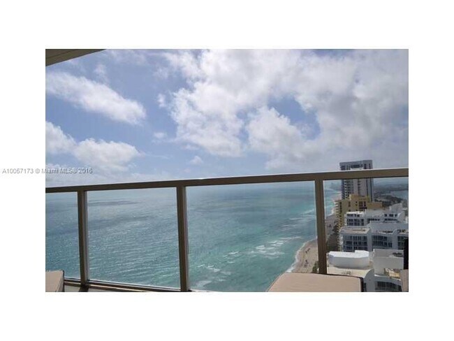 Foto del edificio - 16699 Collins Ave
