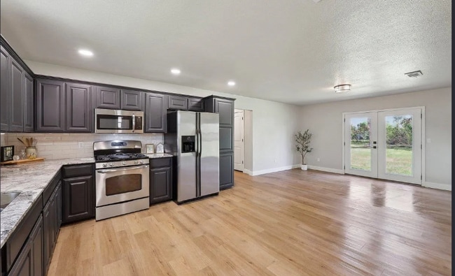 Building Photo - 313 Devillier St