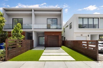 Building Photo - 2962 Coconut Ave