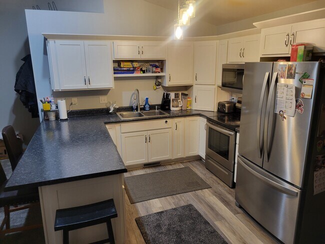 Foto del edificio - 70 Cherry Park Ct
