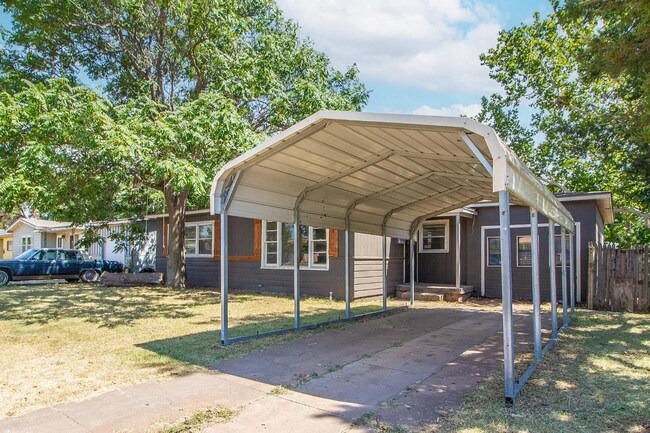 Foto del edificio - Updated 3 Bedroom Home for Rent in Central Lubbock!