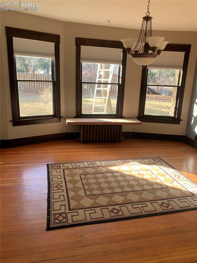 dining room - 119 Cheyenne Blvd