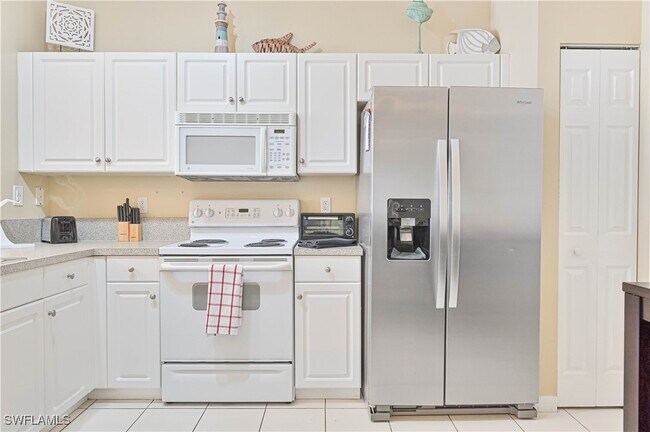 Foto del edificio - 3613 Pine Oak Cir