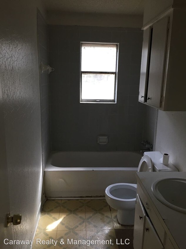 Building Photo - 3143 Murphy St