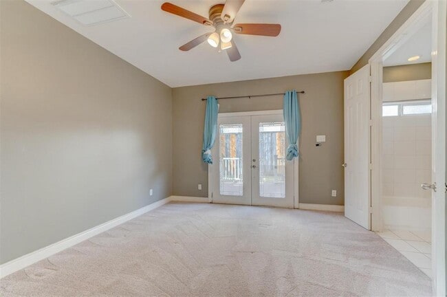 Building Photo - 2622 Edgefield Lakes Dr