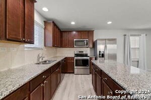 Building Photo - 12041 Silver Lgt