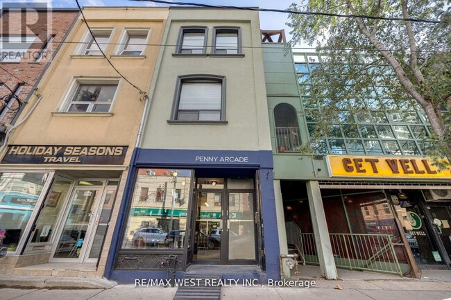 Building Photo - 1177 Dundas St W