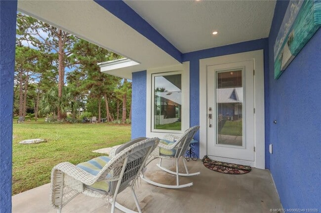 Foto del edificio - 64 NE Acacia Trail