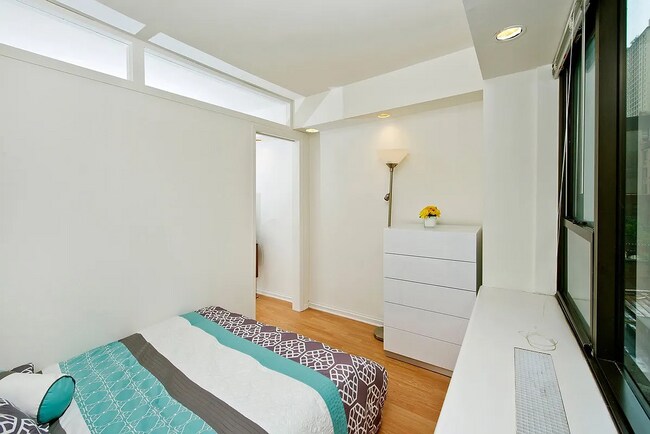 Foto del edificio - 210 E 47th St