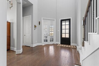 Building Photo - 2311 Pale Star Dr