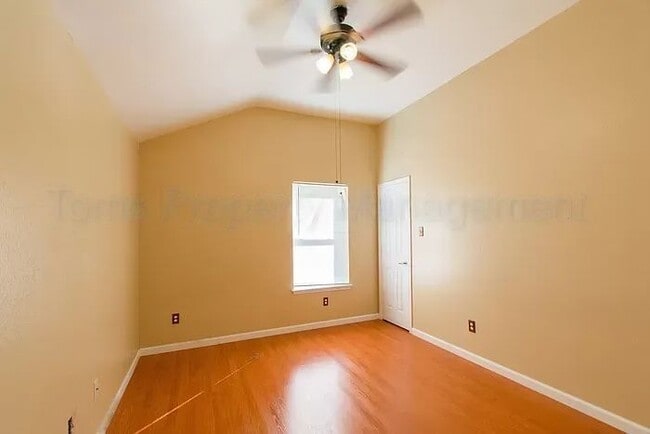 Foto del edificio - 3609 Venera St