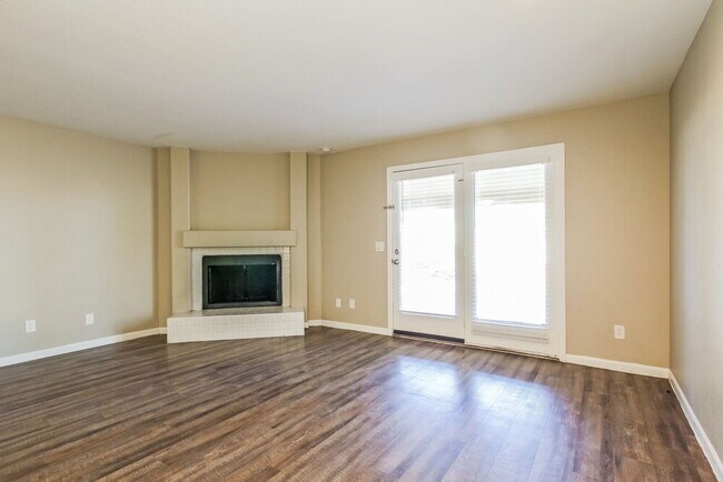 Foto del edificio - 6772 W Morrow Dr