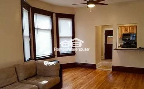 Building Photo - 519 N Penn Ave