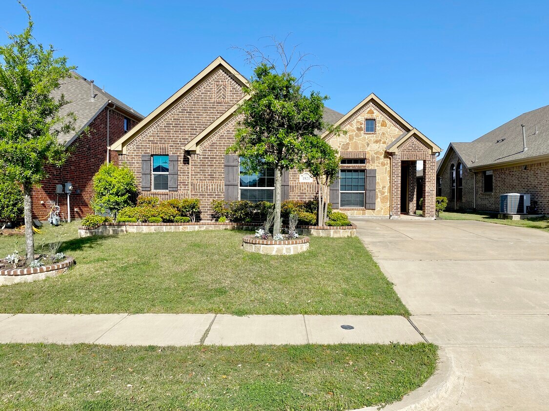 1821 Goldenrod Ln, Keller, TX 76248 House for Rent in Keller, TX