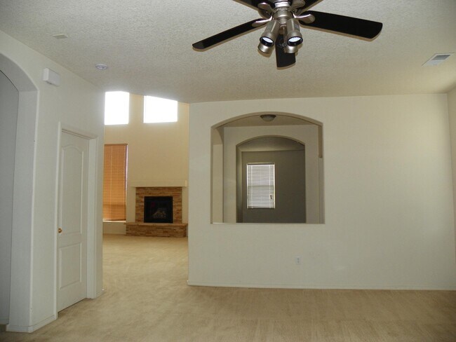 Foto del edificio - 3524 Shiloh Rd NE