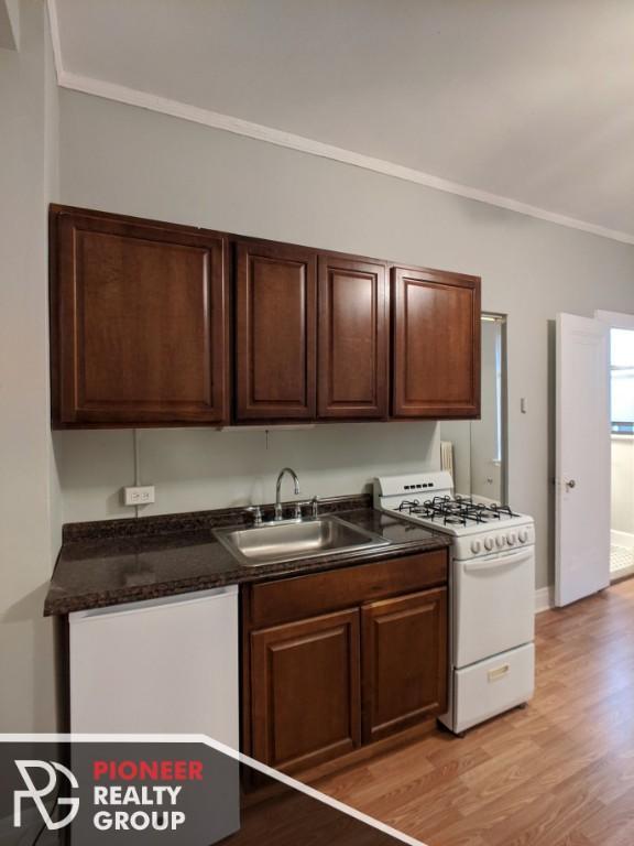 Building Photo - 0 bedroom in CHICAGO IL 60613