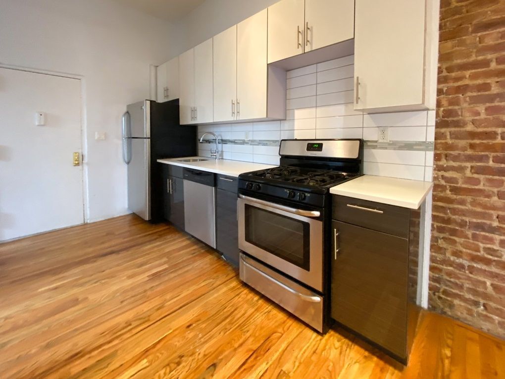 Foto principal - 90 Thomas S Boyland St