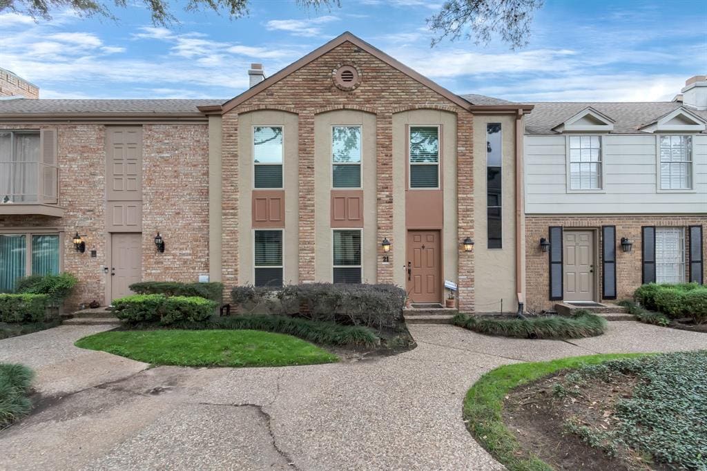 2323 Augusta Dr Unit 21, Houston, TX 77057 Condo for Rent in Houston, TX