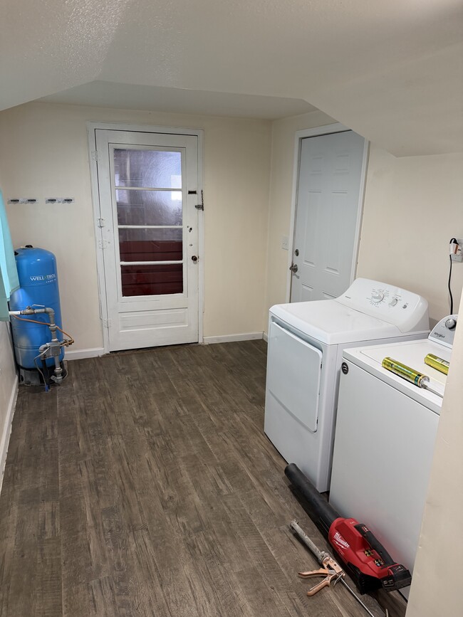 Foto del edificio - 1134 S Wolf Lake Rd