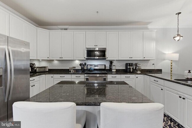 Foto del edificio - 7722 Dagny Wy