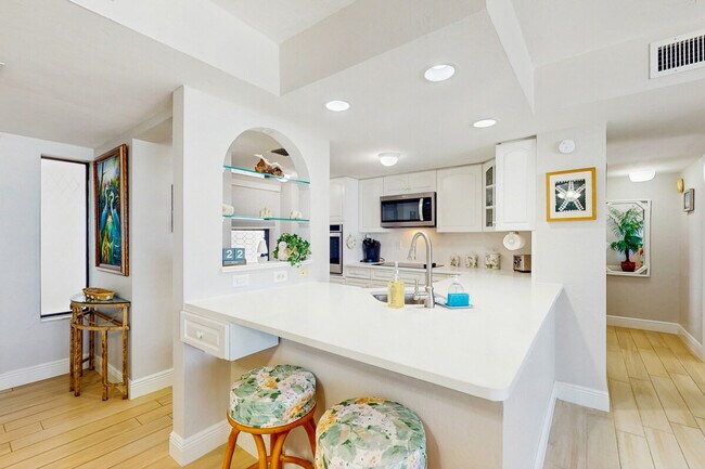 Foto del edificio - 26300 Hickory Blvd