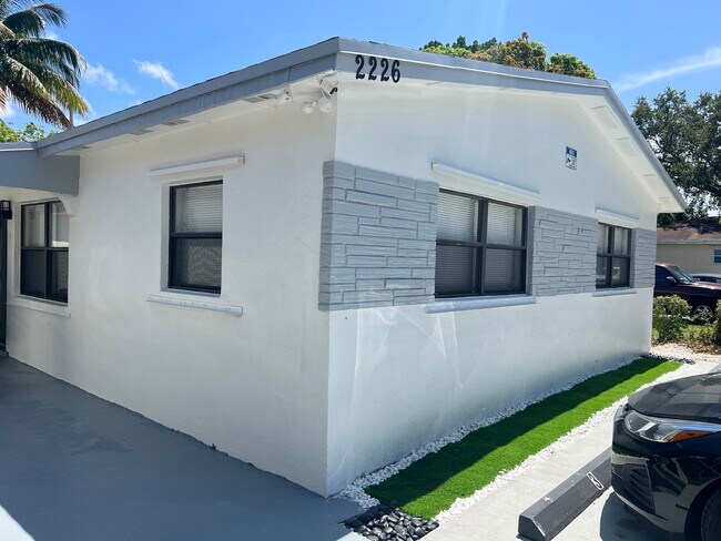 Foto del edificio - 2226 Cody St