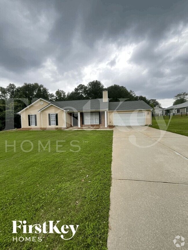 Building Photo - 1159 Locust Dr