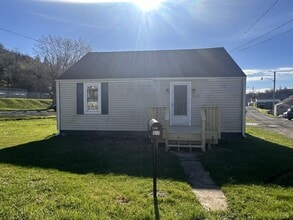 Building Photo - 1833 N 16th St