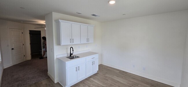 Foto del edificio - Atwater 5 Bedroom 3.5 Bathroom Home